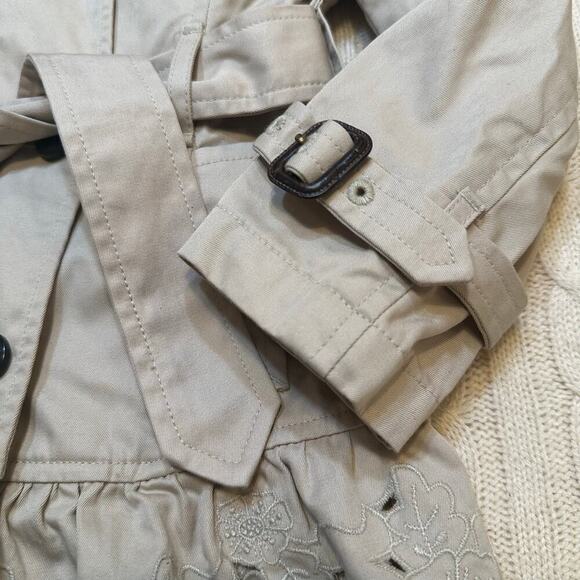 Aquascutum Junior Trench Coat sz 4/5 - Picture 2 of 13